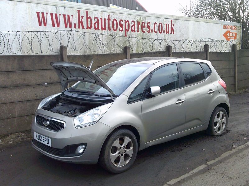 kia venga 2012 1.6 crdi breaking for spares..click for info