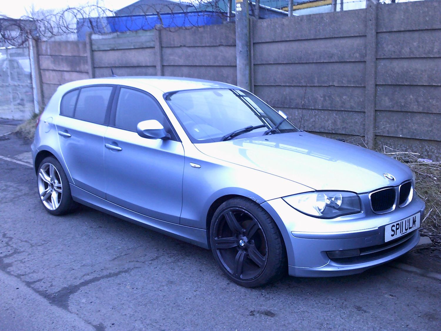 bmw 116 2011 2.0 td breaking for spares..click for info