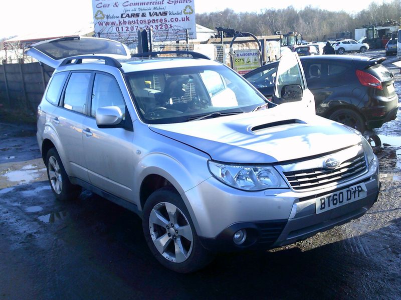 subaru forester 2010 2.0 td breaking for spares..click for info