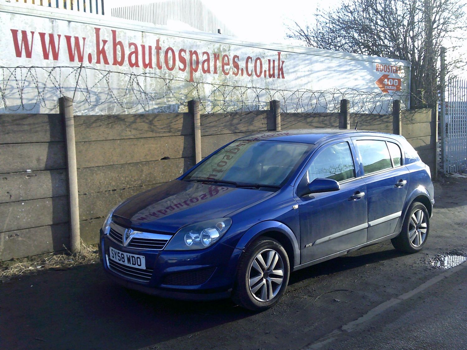 vauxhall astra 2008 1.8 p auto breaking for spares..click for info