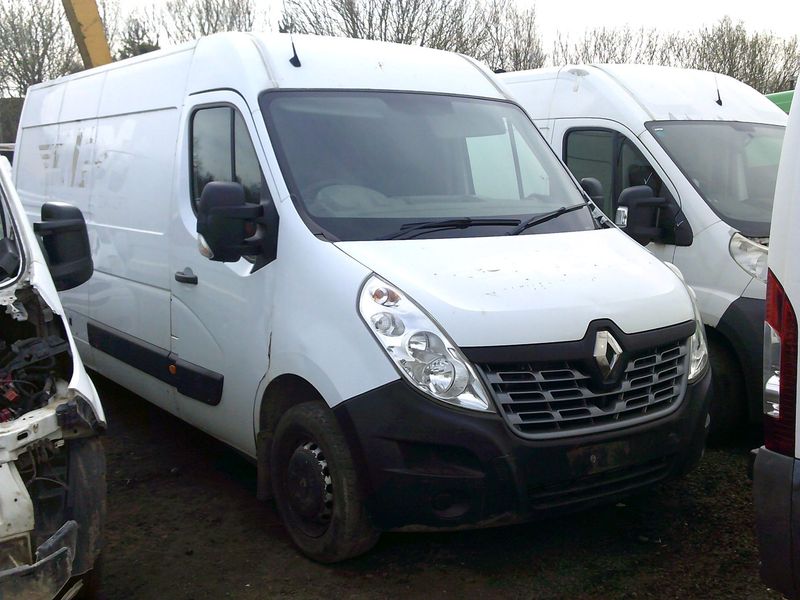 renault master 2018 2.3 dci breaking for spares..click for info