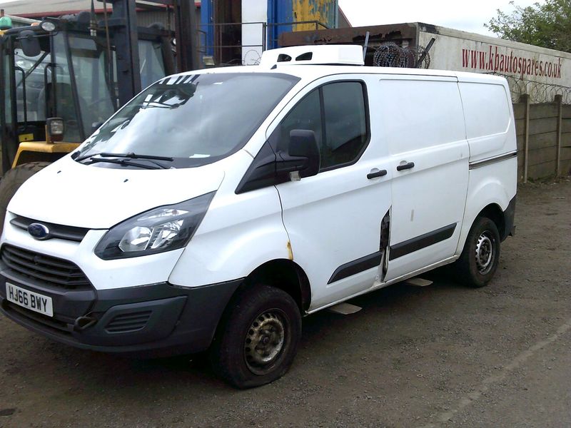 ford transit custom 2012 2.2 tdci breaking for spares..click for info