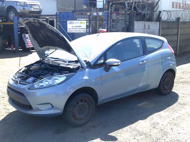 ford fiesta 2009 1.25 p breaking for spares..click for info