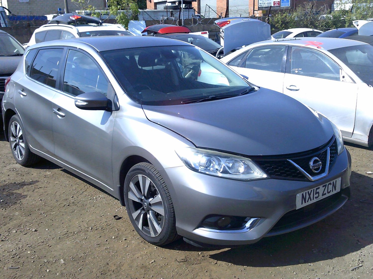 nissan pulsar 2015 1.2 p breaking for spares..click for info