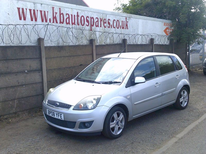 ford fiesta zetec 2008 1.25 p breaking for spares..click for info