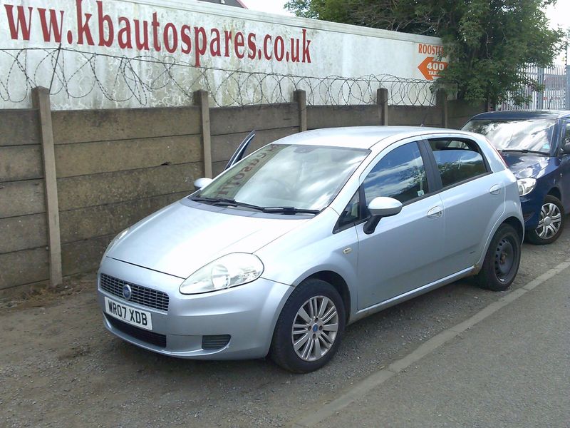 fiat punto 2007 1.2 p breaking for spares..click for info