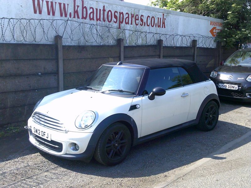 mini one cabriolet 2012 1.6 p breaking for spares..click for info