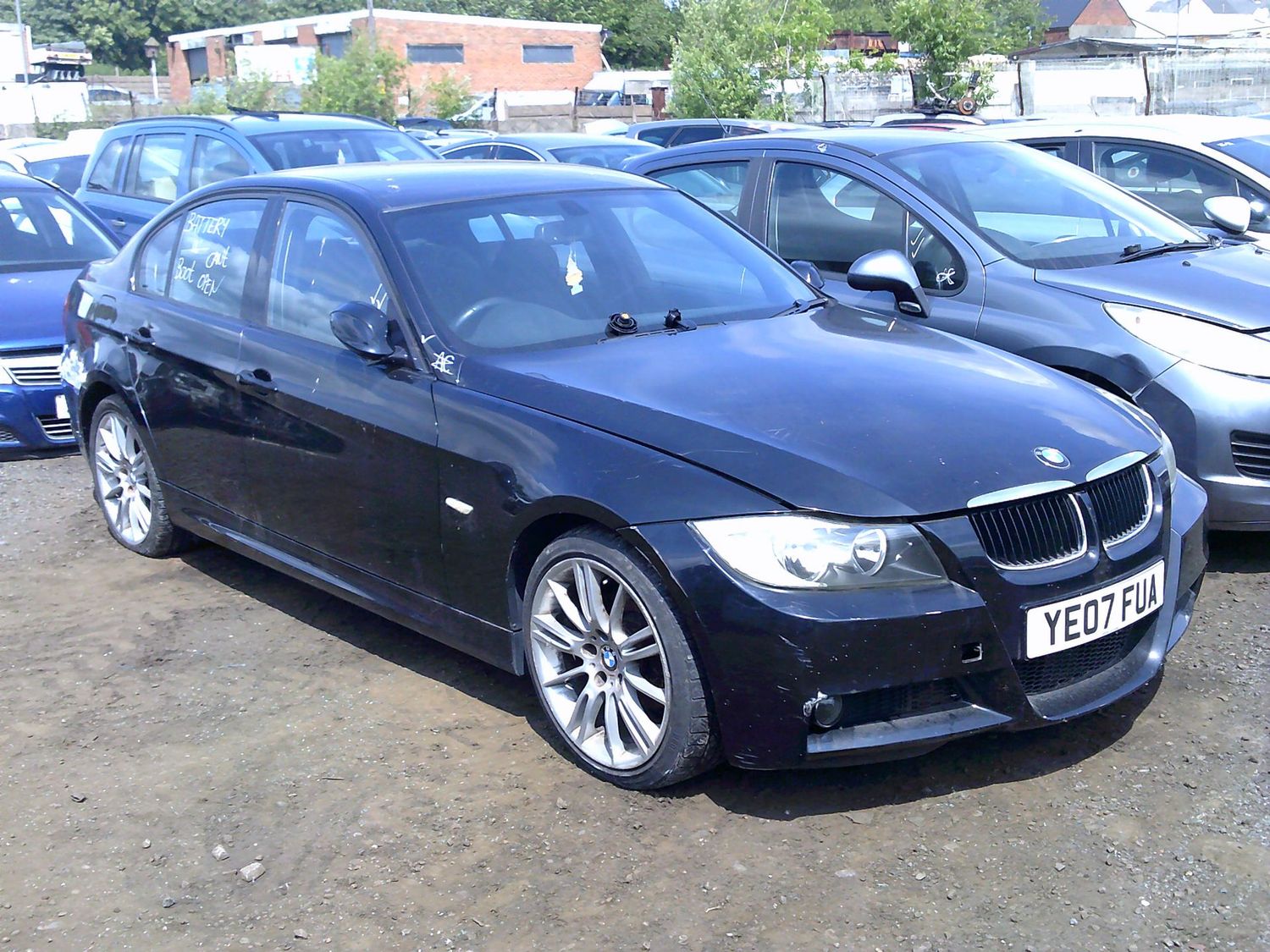 bmw 320 2007 2.0 p breaking for spares..click for info