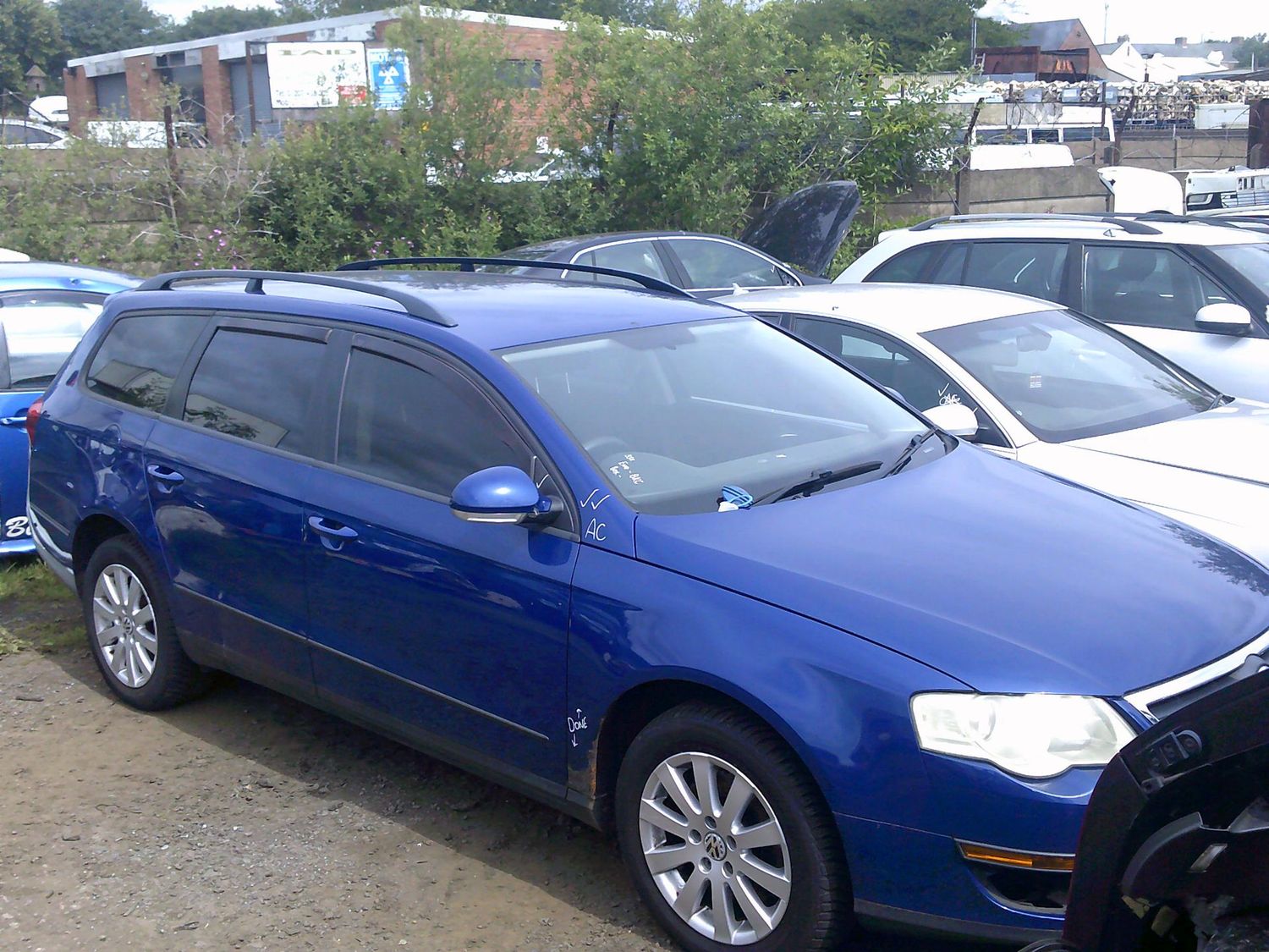 volkswagen passat estate 2007 1.9 tdi breaking for spares..click for info