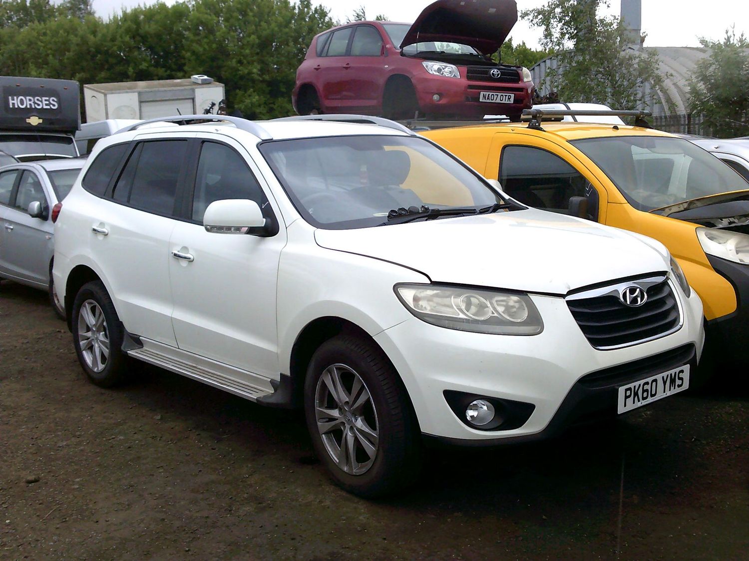 hyundai santa-fe 2010 2.2 crdi breaking for spares..click for info