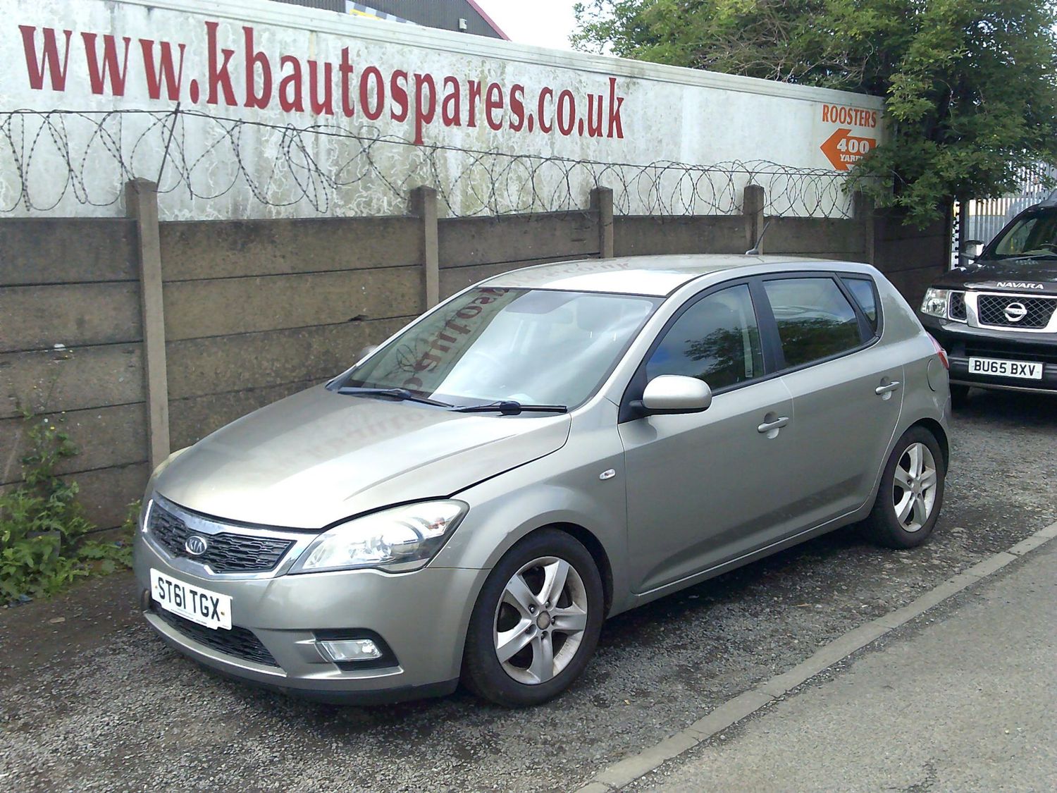 kia ceed 2011 1.6 crdi breaking for spares..click for info