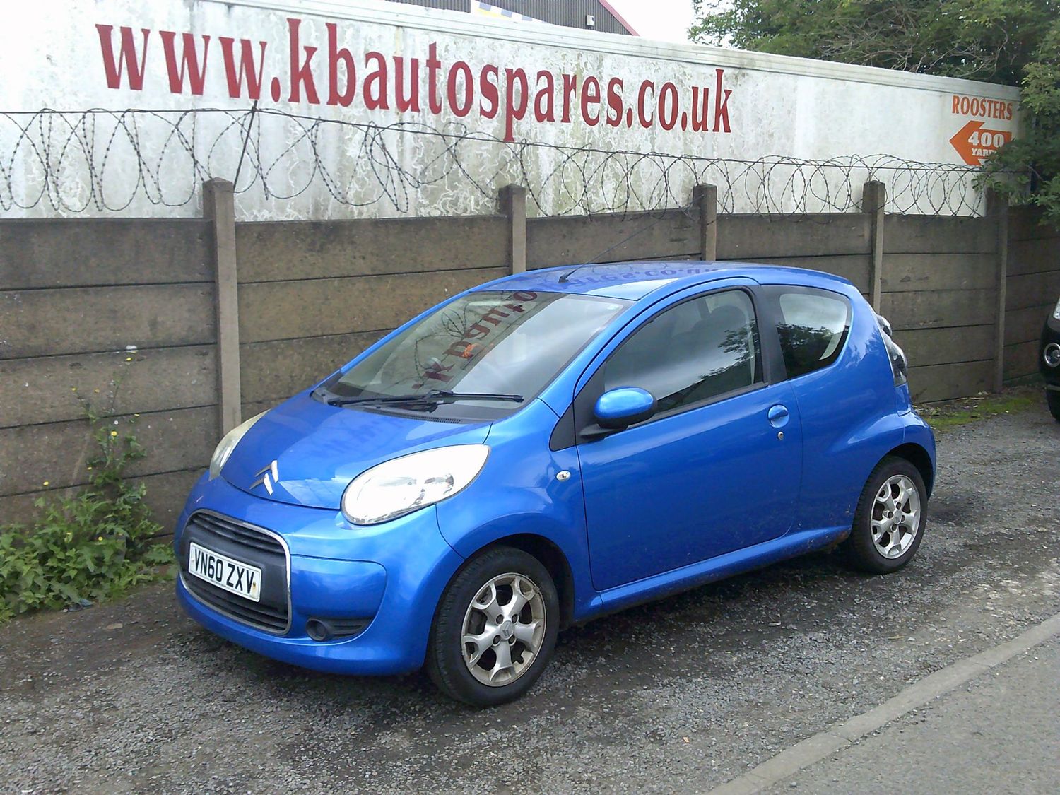 citroen c1 2010 1.0 p breaking for spares..click for info