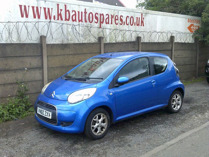 citroen c1 2010 1.0 p breaking for spares..click for info