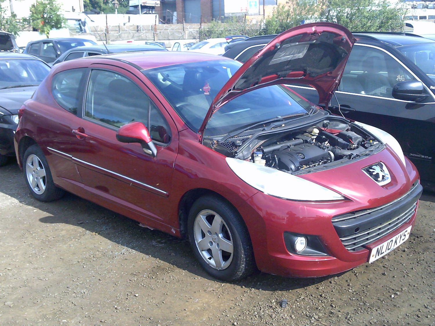 peugeot 207 sport 2010 1.4 p breaking for spares..click for info