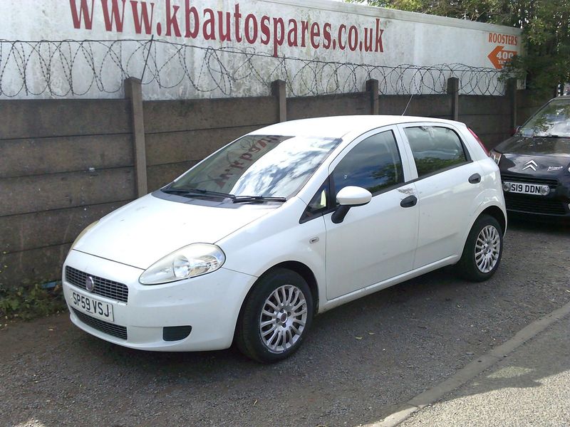 fiat punto 2010 1.4 p breaking for spares..click for info