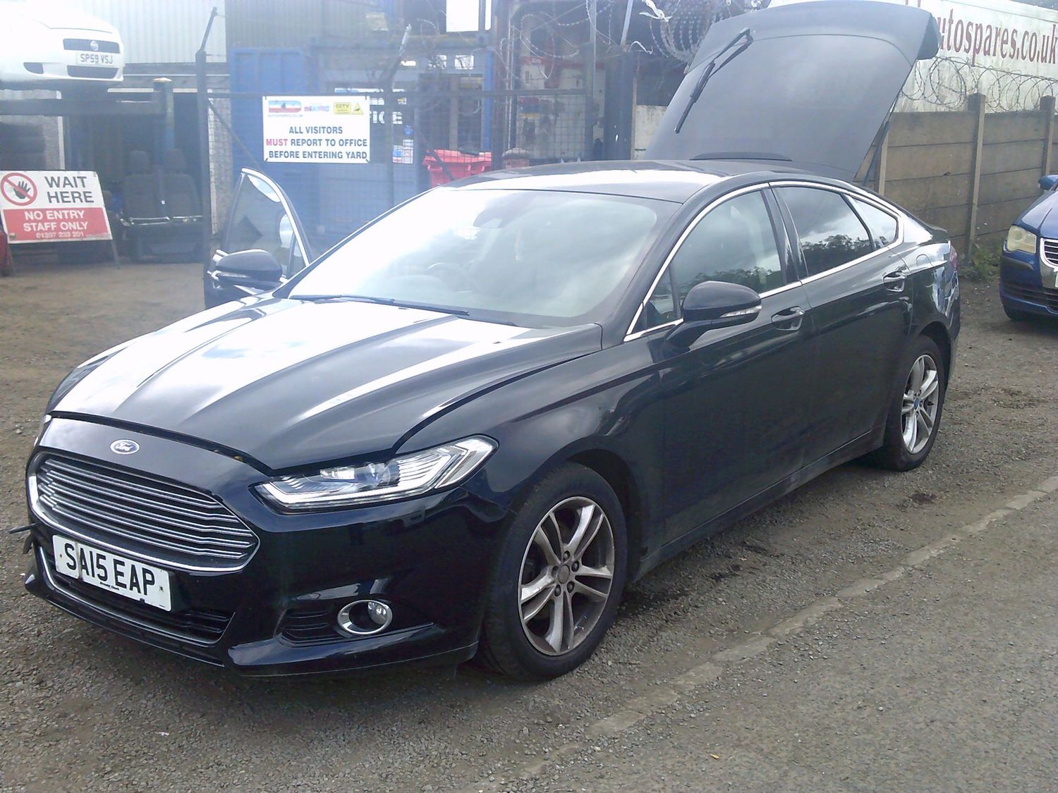 ford mondeo 2015 2.0 tdci breaking for spares..click for info