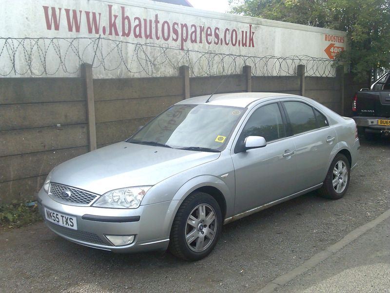 ford mondeo 2005 2.0 p breaking for spares..click for info