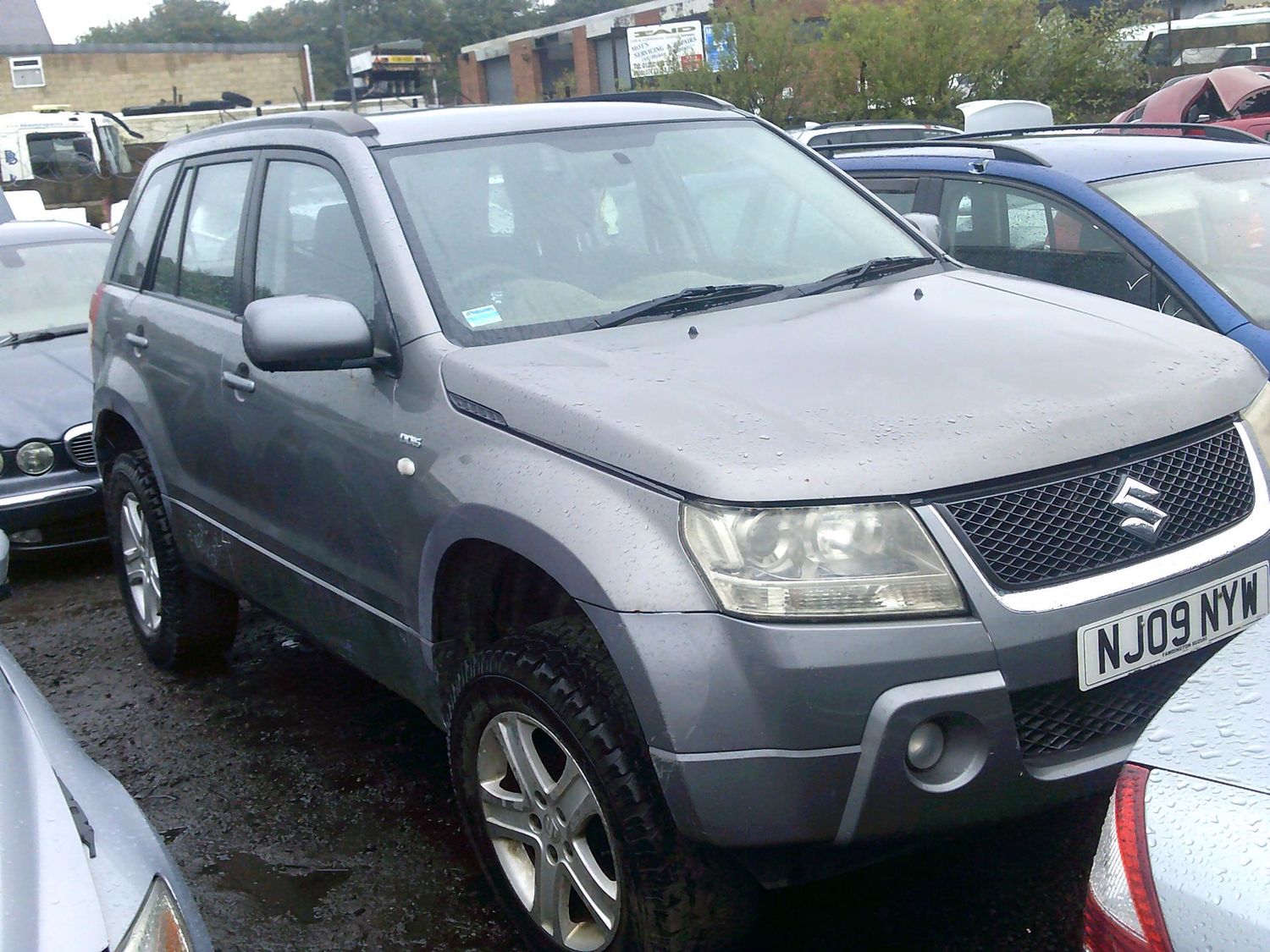 suzuki vitara 2009 1.9 d breaking for spares..click for info