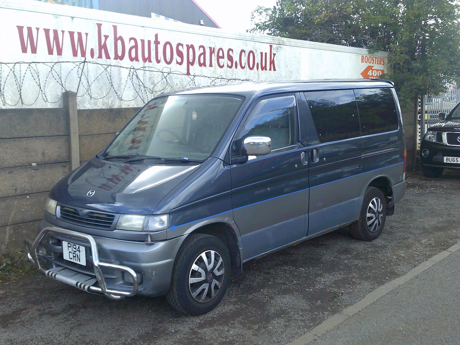 mazda bongo 1996 2.5 td breaking for spares..click for info