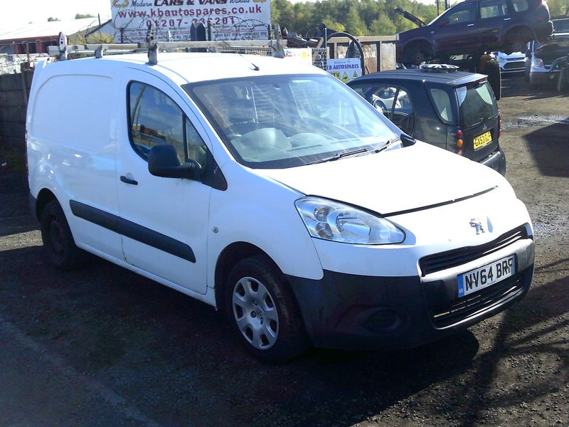 peugeot partner 2014 1.6 hdi breaking for spares..click for info
