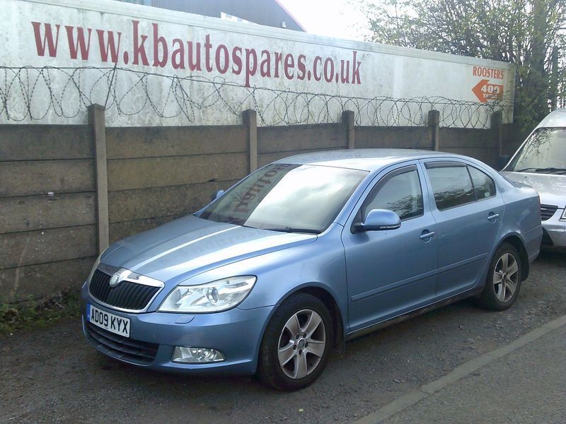 skoda octavia 2009 1.9 tdi breaking for spares..click for info
