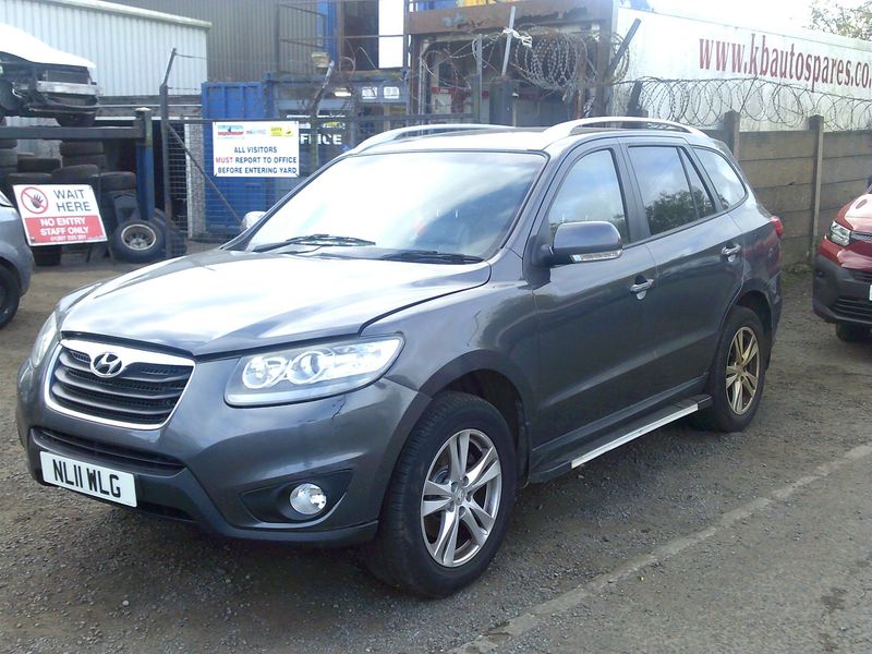hyundai santa fe 2011 2.2 crdi breaking for spares..click for info