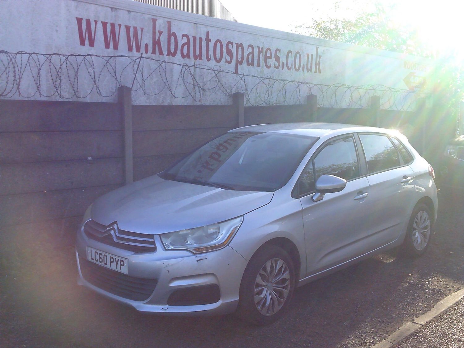 citroen c4 2010 1.6 hdi breaking for spares..click for more info citroen c4 2010 1.6 hdi breaking for spares..click for more info