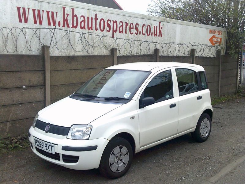 fiat panda 2010 1.2 p breaking for spares..click for info