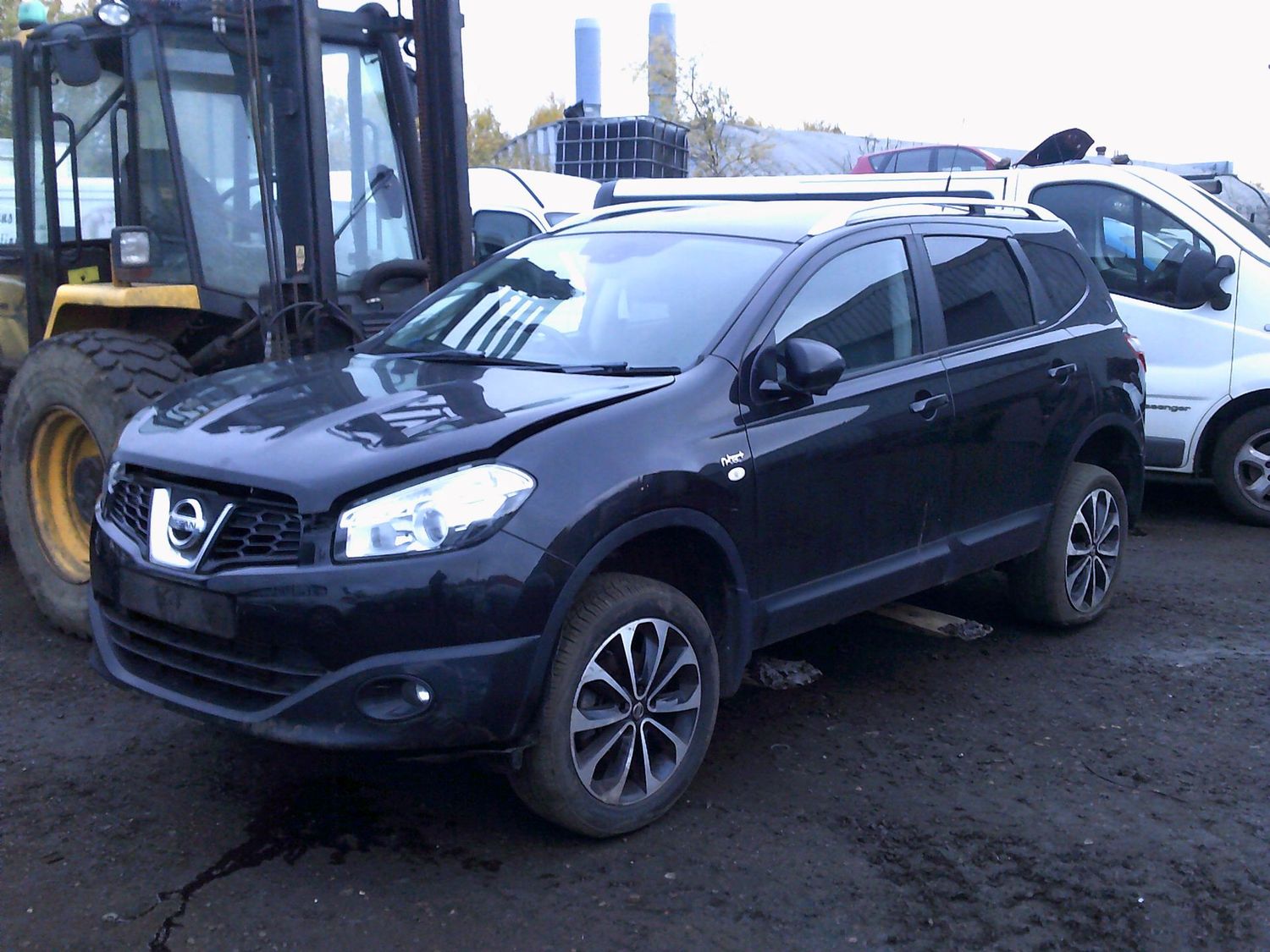 nissan qashqai 2011 1.5 dci breaking for spares..click for info