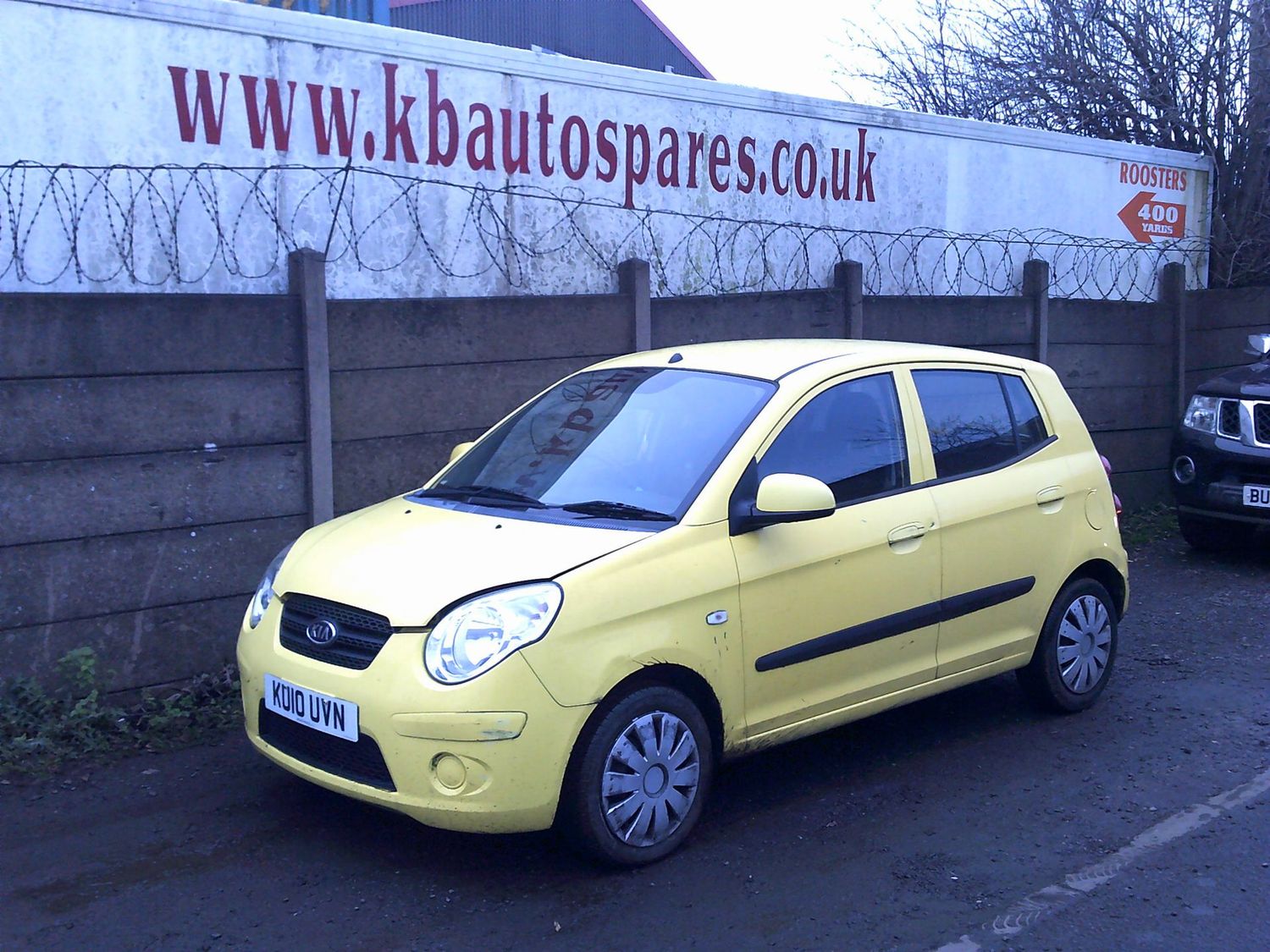 kia picanto 2010 1.0 p breaking for spares..click for info