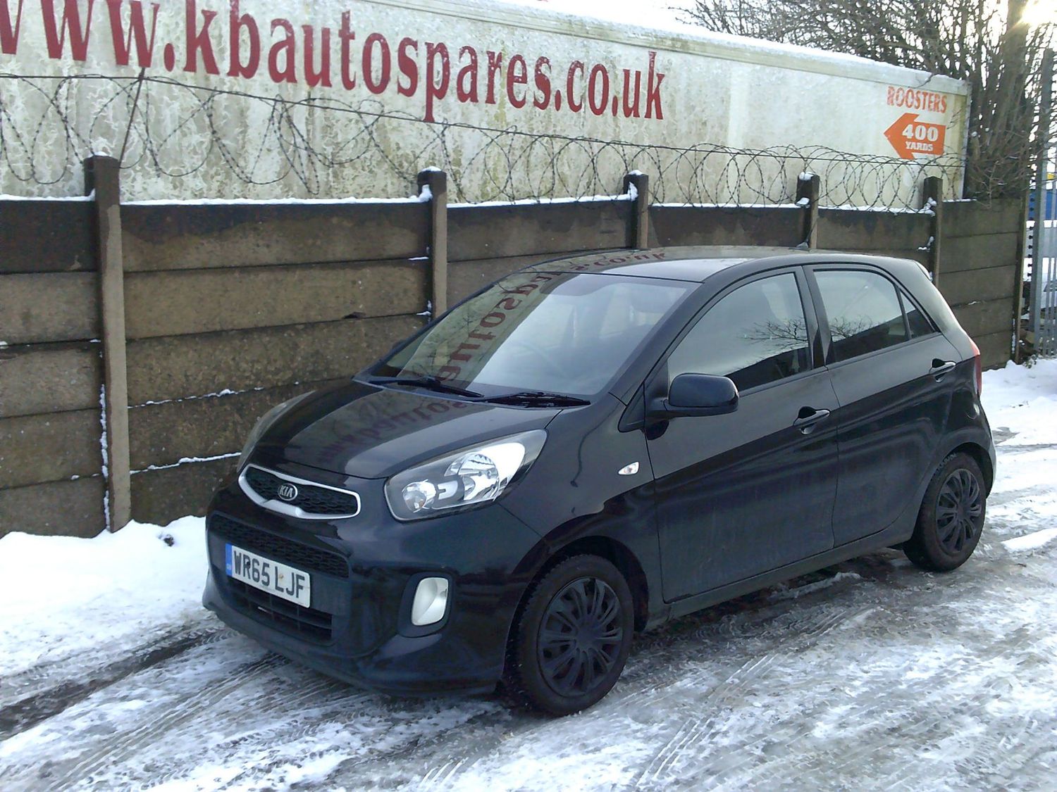 kia picanto 2015 1.0 p breaking for spares..click for info kia picanto 2015 1.0 p breaking for spares..click for info