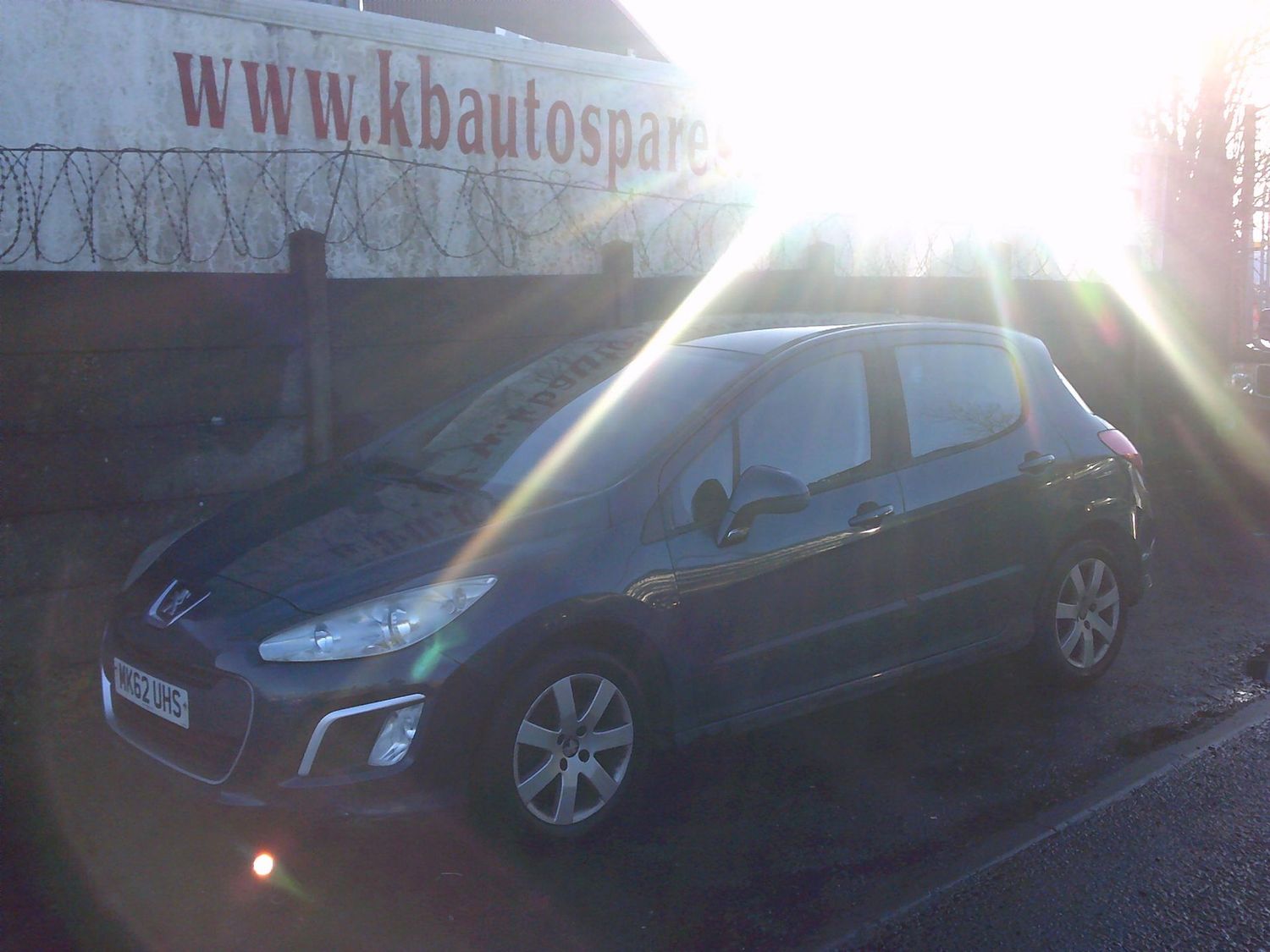 peugeot 308 2012 1.6 hdi breaking for spares..click for info