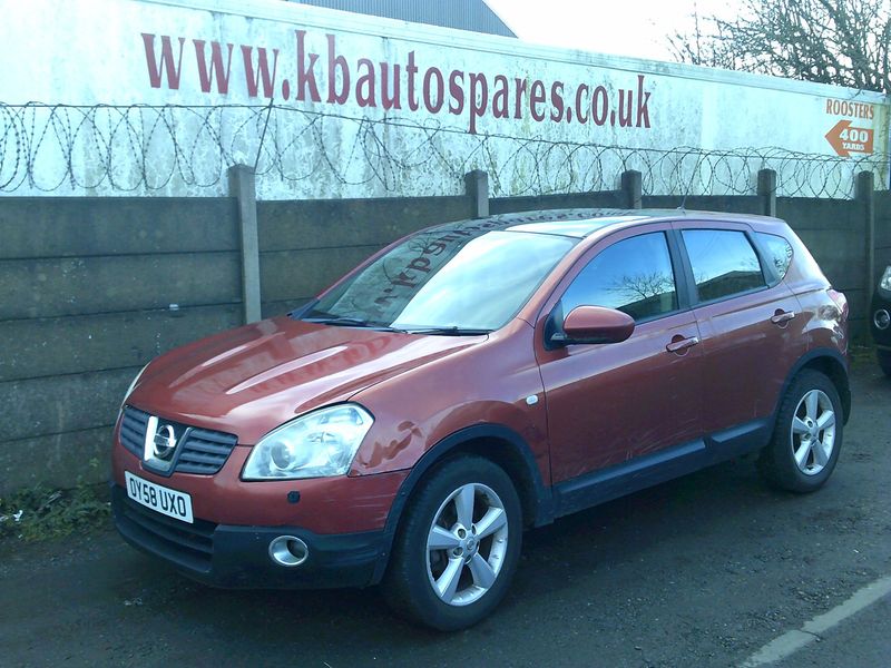 nissan qashqai 2012 1.5 dci breaking for spares..click for info
