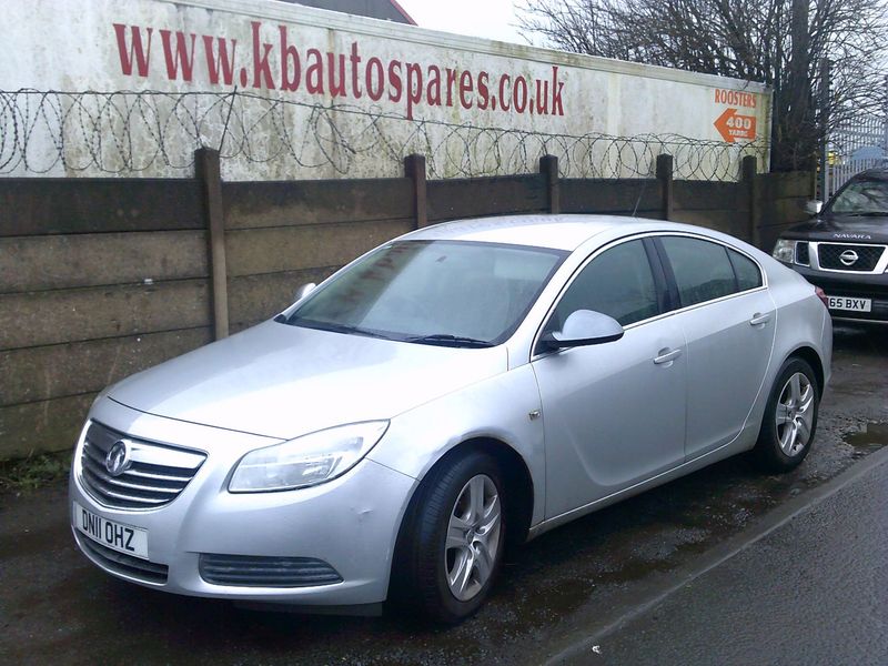vauxhall insignia 2011 1.8 p breaking for spares..click for info