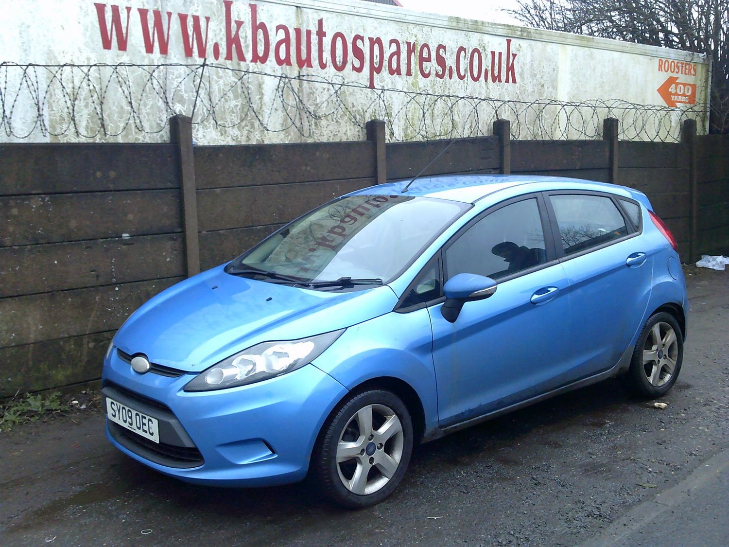 ford fiesta 2009 1.6 tdci breaking for spares..click for info