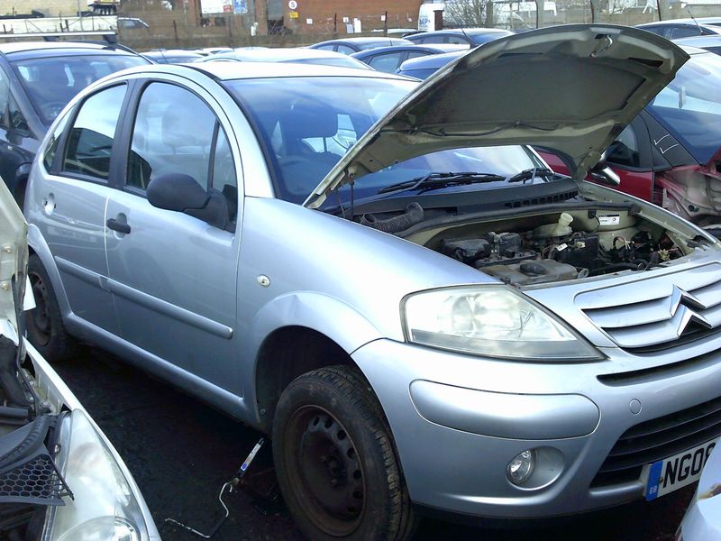 citroen c3 2008 1.4 p breaking for spares..click for info