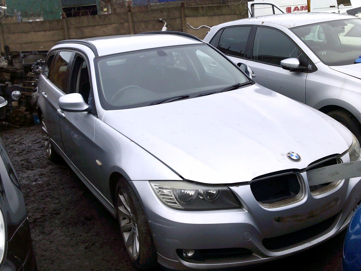 bmw 3 series tourer 2011 2.0 td breaking for spares..click for info
