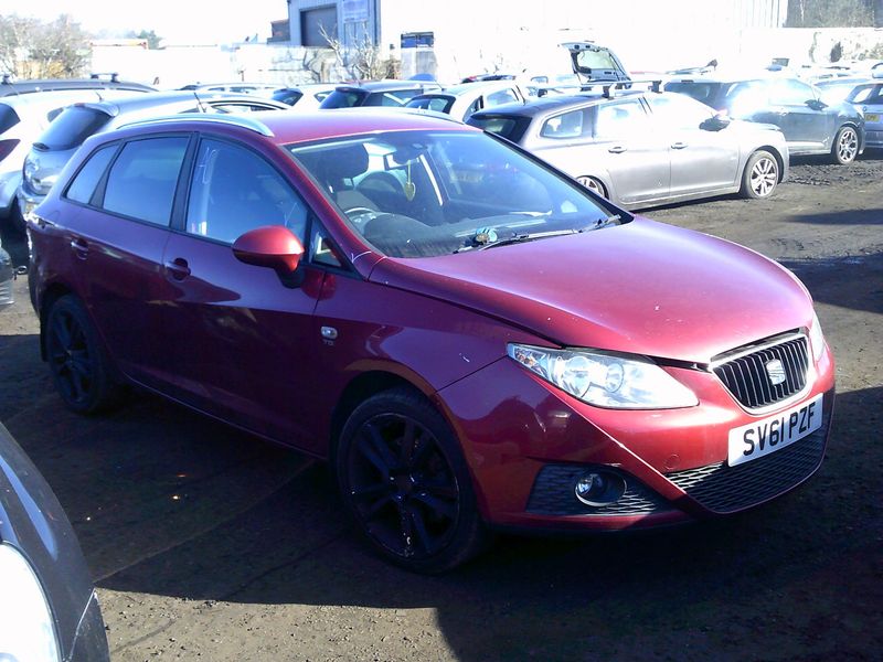 seat ibiza estate 2011 1.6 tdi breaking for spares..click for info