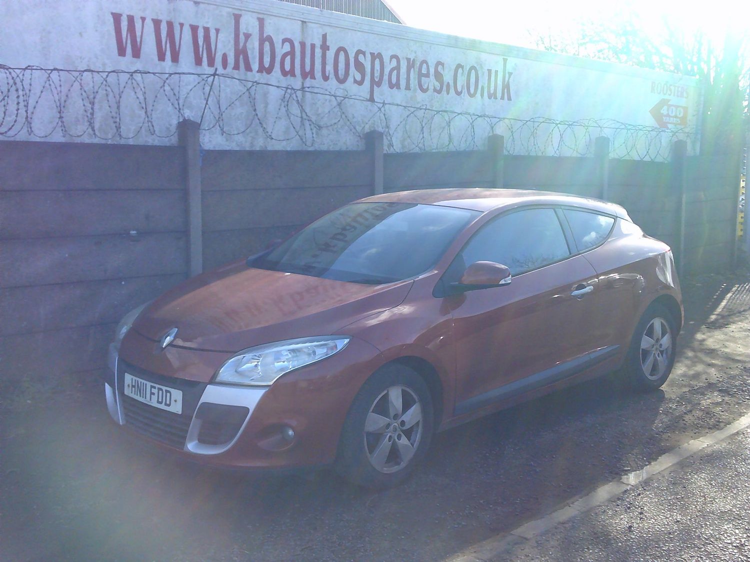 renault megane coupe 2011 1.5 dci breaking for spares..click for info