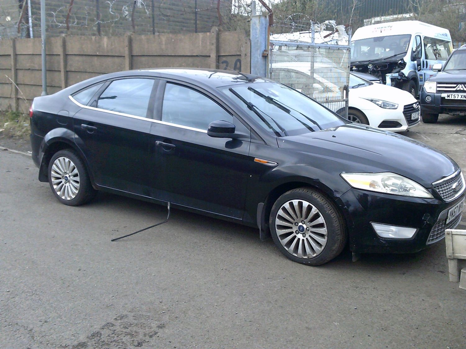 ford mondeo 2008 2.0 tdci breaking for spares..click for info