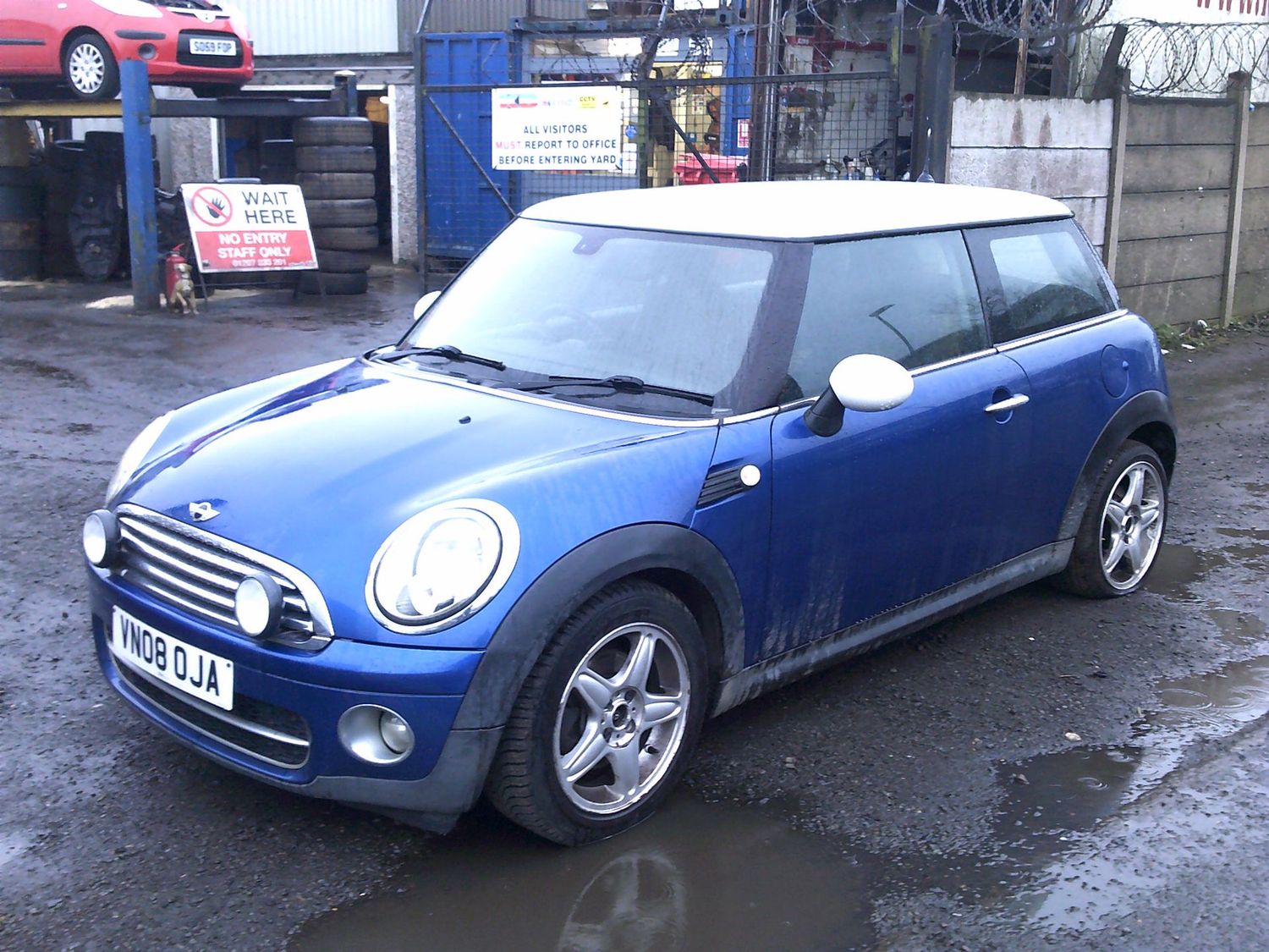 mini cooper 2008 1.6 d breaking for spares..click for info