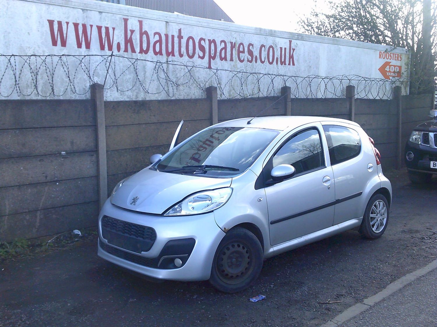peugeot 107 2014 1.0 p breaking for spares..click for info