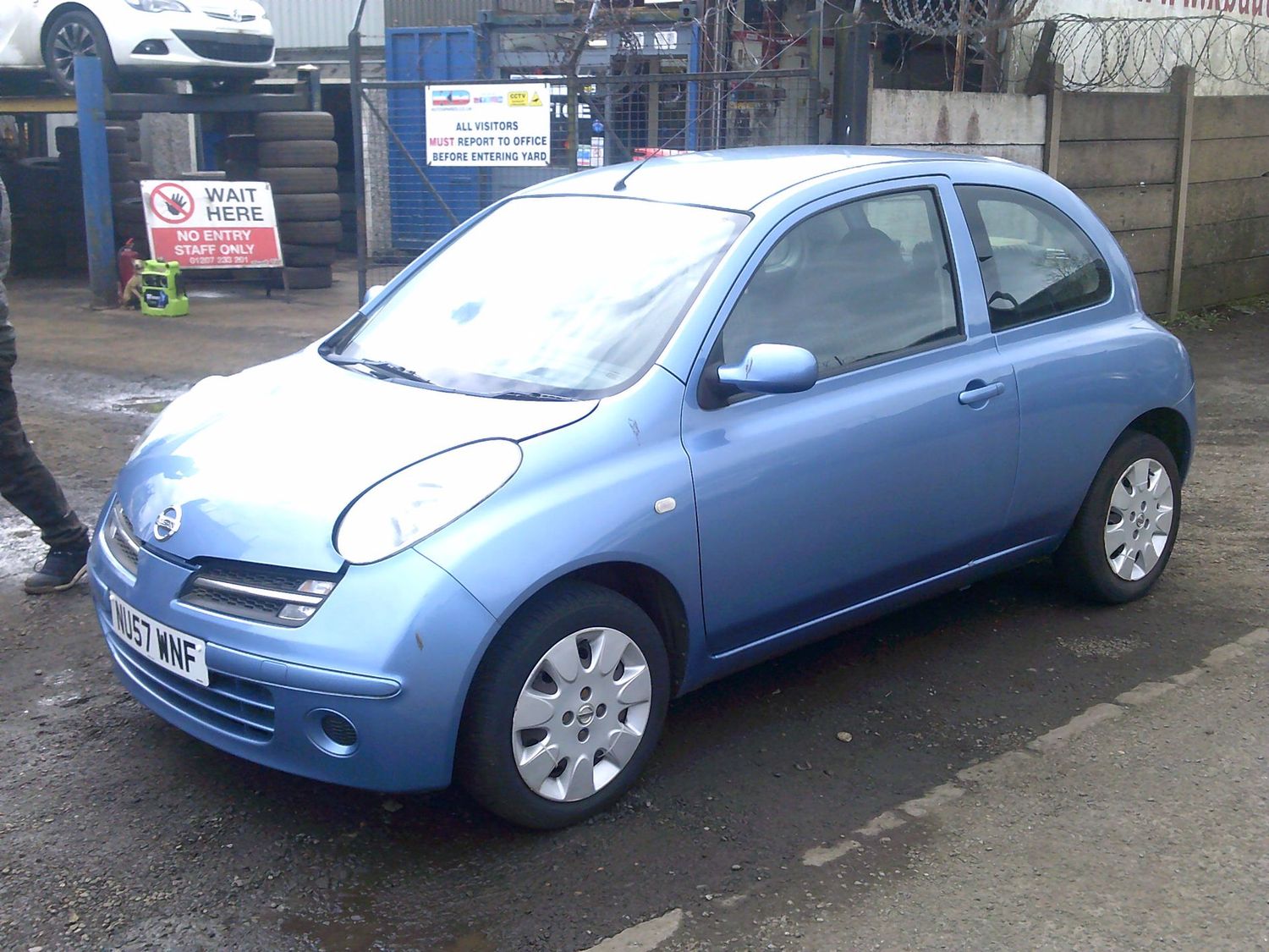 nissan micra 2007 1.2 p breaking for spares..click for info