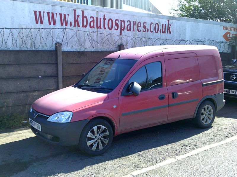 vauxhall combo 2007 1.3 cdti breaking for spares..click for info