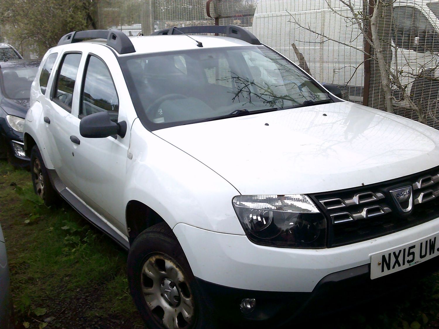dacia duster 2015 1.5 dci breaking for spares..click for info