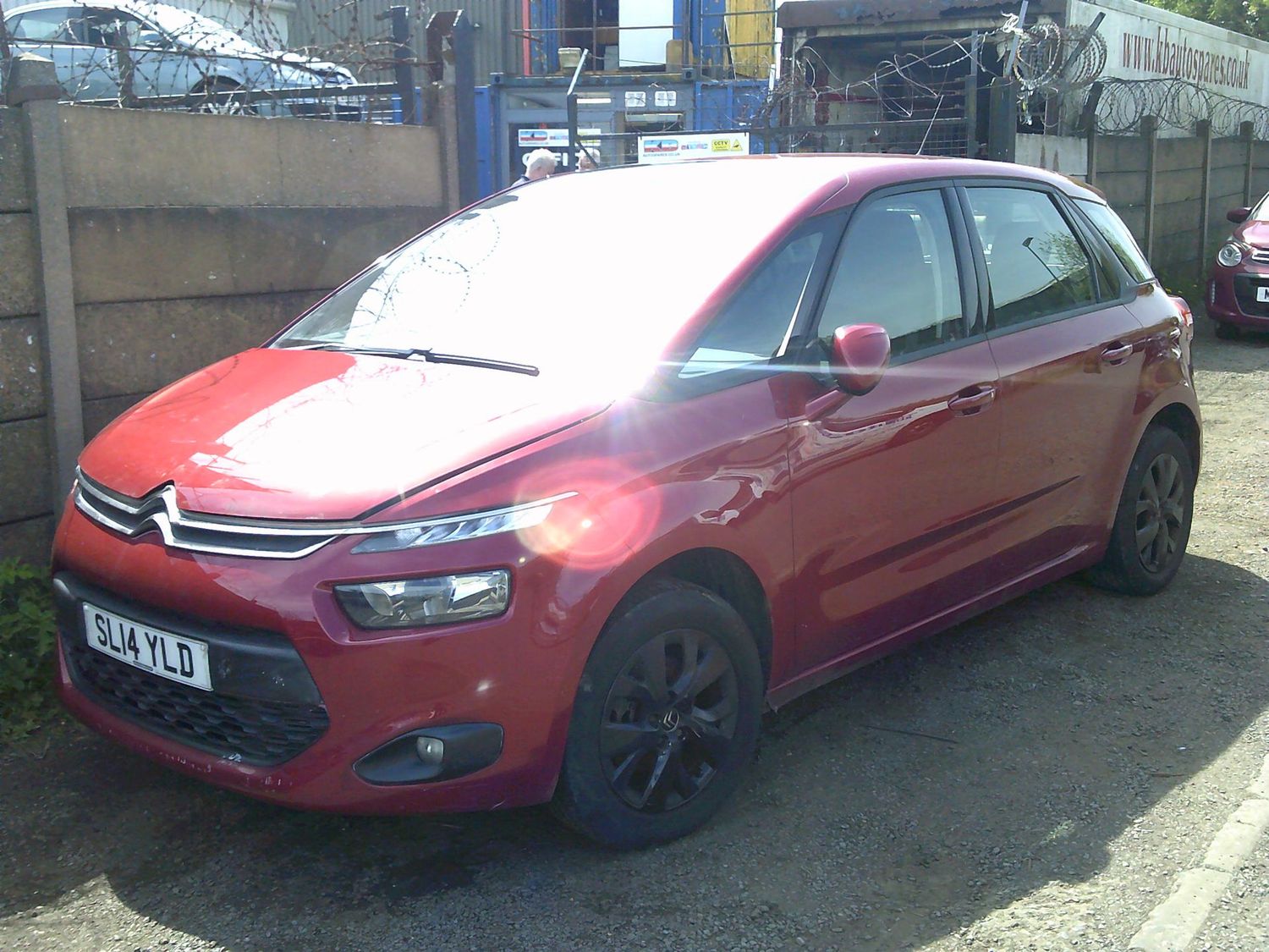 citroen c4 picasso 2014 1.6 hdi breaking for spares..click for info
