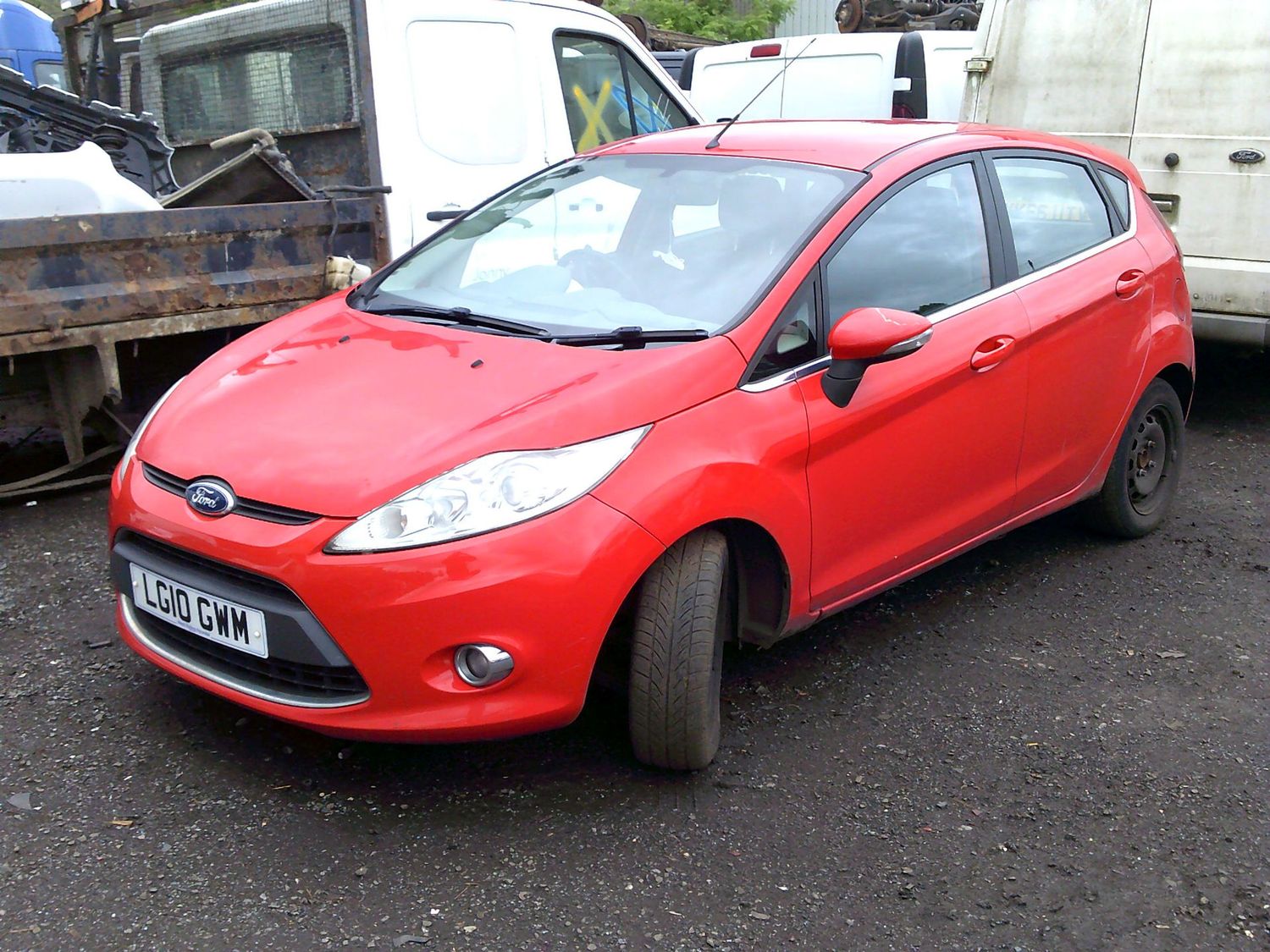 ford fiesta 2010 1.6 tdci breaking for spares..click for info