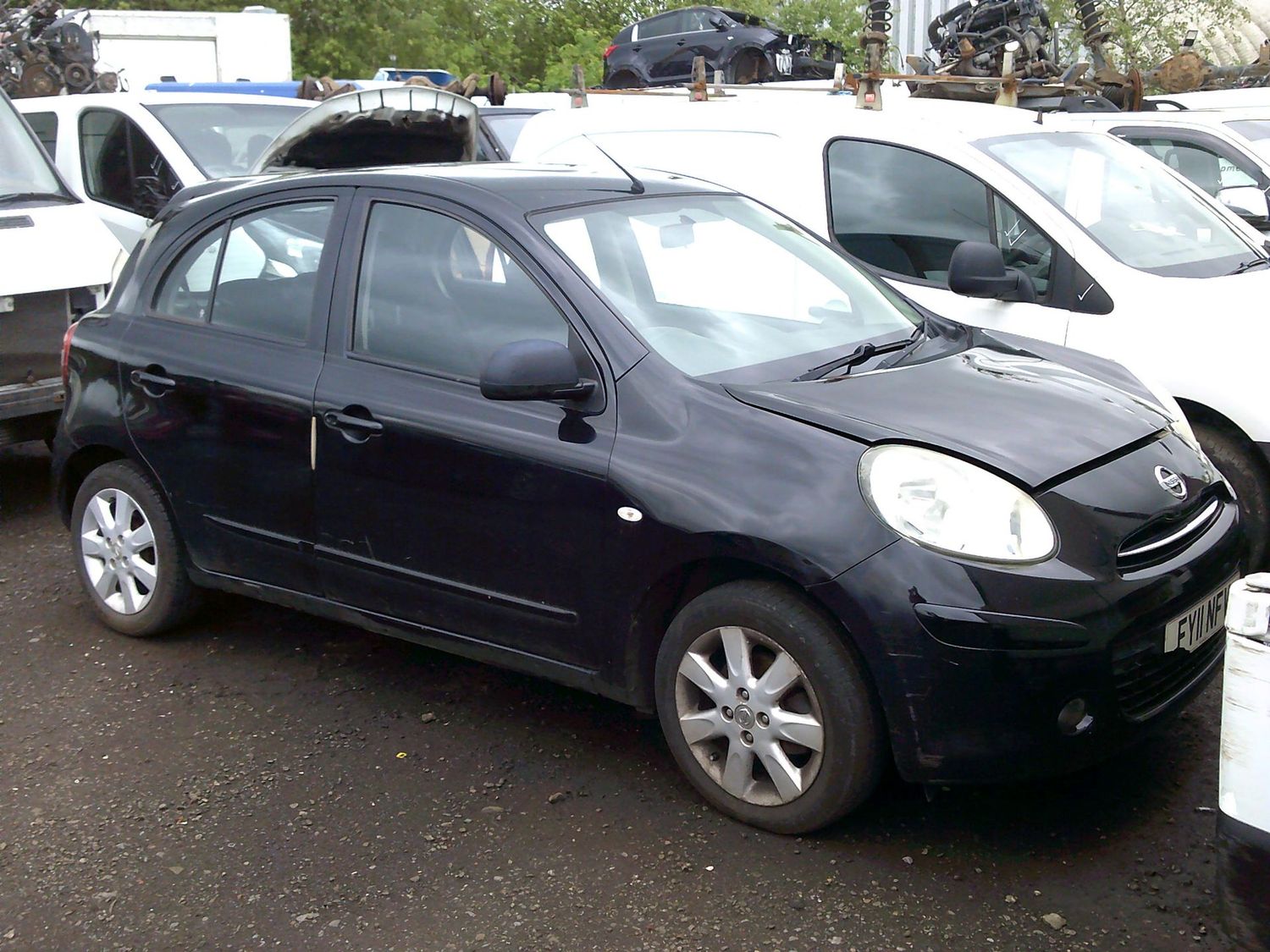 nissan micra 2011 1.2 p breaking for spares..click for info