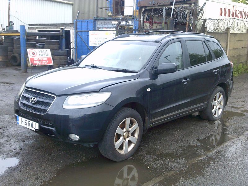 hyundai santa fe 2008 2.2 crtd breaking for spares..click for info