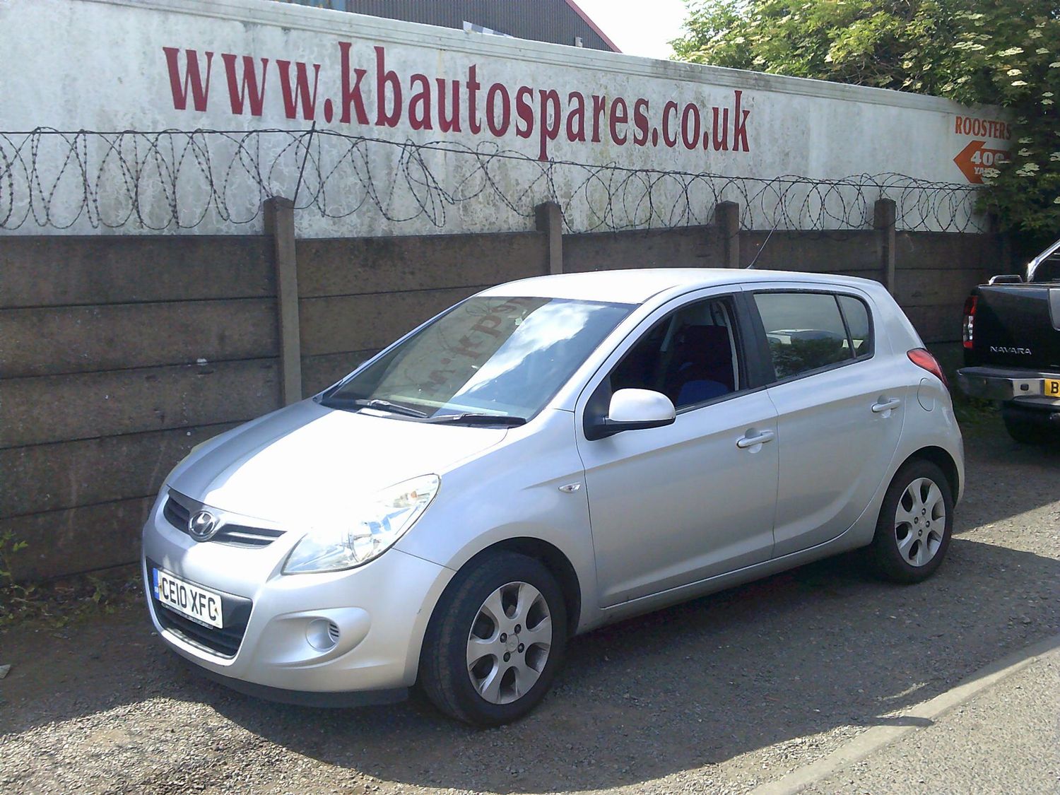 hyundai i20 2010 1.2 p breaking for spares..click for info
